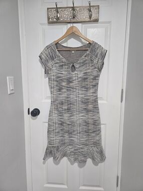 Max Studio Grey Tweed-Effect Cap Sleeve Knit Mini Dress